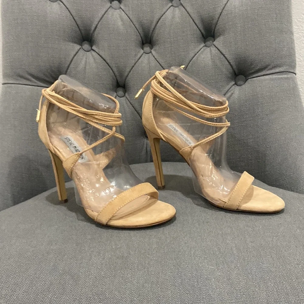 Steve Madden beige presidnt strappy heels - Picture 2 of 5